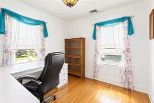 53 Wampanoag Trl, East Providence, RI 02915 - Photo 20
