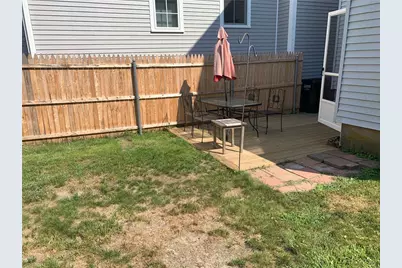 65 Roseneath Avenue, Newport, RI 02840 - Photo 2