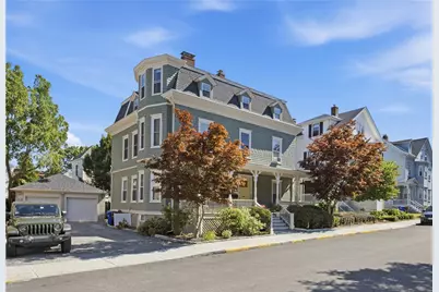 8 Everett Street #3, Newport, RI 02840 - Photo 2