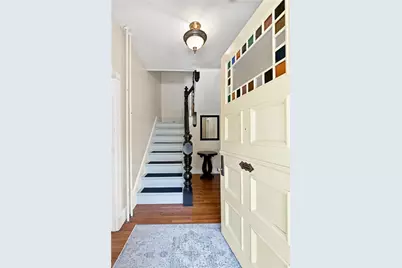 8 Everett Street #3, Newport, RI 02840 - Photo 4