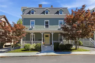 8 Everett St, Newport, RI 02840 - Photo 1