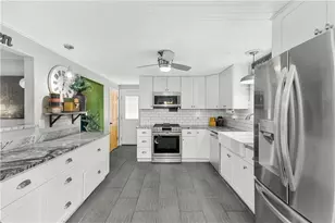 39 Okinawa Ave, Warwick, RI 02889 - Photo 16
