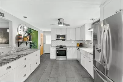 39 Okinawa Avenue, Warwick, RI 02889 - Photo 16