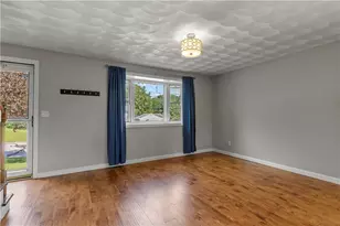2 Medieval Way, West Warwick, RI 02893 - Photo 8
