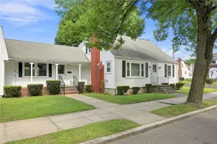 85 Moorland Ave, Providence, RI 02908 - Photo 2