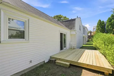 85 Moorland Avenue, Providence, RI 02908 - Photo 36
