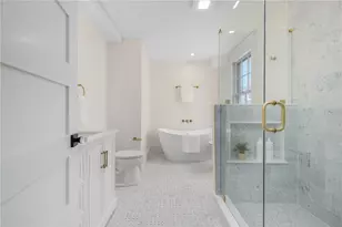 216 Spring St, Newport, RI 02840 - Photo 34