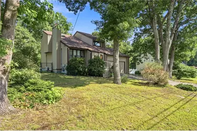 9 Eastgate Drive, Coventry, RI 02816 - Photo 2