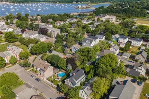 11 Lincoln Ave, Bristol, RI 02809 - Photo 10