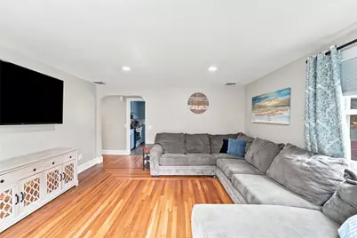 26 Alan Avenue, Cumberland, RI 02864 - Photo 2