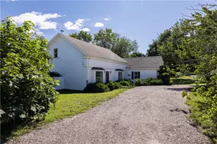 4202 Old Post Rd, Charlestown, RI 02813 - Photo 4
