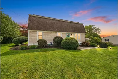 185 Kearns Avenue, Tiverton, RI 02878 - Photo 4