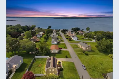 185 Kearns Avenue, Tiverton, RI 02878 - Photo 6