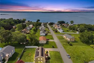 185 Kearns Ave, Tiverton, RI 02878 - Photo 6