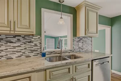 21 King Road, Tiverton, RI 02878 - Photo 4