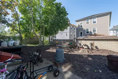32 Ruggles Street, Providence, RI 02908 - Photo 10