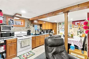 44 Lawn Ave, Pawtucket, RI 02860 - Photo 38