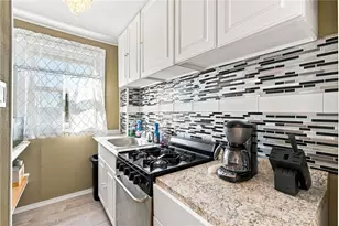 44 Lawn Ave, Pawtucket, RI 02860 - Photo 22