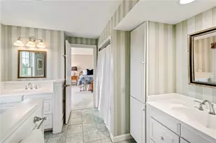 80 Holman St, Portsmouth, RI 02871 - Photo 34