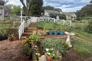 83 Serrel Sweet Rd, Johnston, RI 02919 - Photo 2
