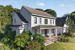 11 Seabury Dr, Westerly, RI 02891 - Photo 2