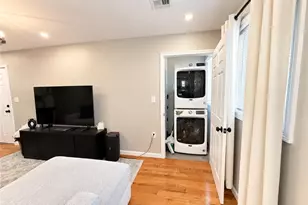 20 Fairview St, Providence, RI 02908 - Photo 6