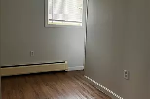 127 Sherman St, Pawtucket, RI 02860 - Photo 6