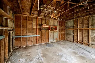 102 Colvintown Rd, Coventry, RI 02816 - Photo 20