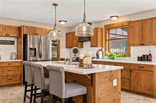 225 Rice City Rd, Coventry, RI 02827 - Photo 10