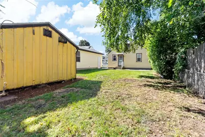 66 Larchmere Drive, East Providence, RI 02916 - Photo 16