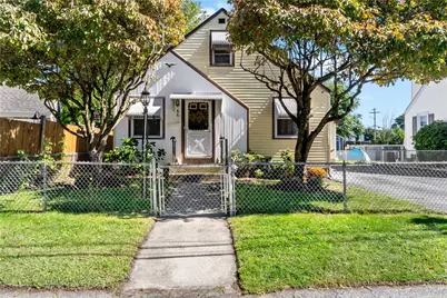 66 Larchmere Drive, East Providence, RI 02916 - Photo 2