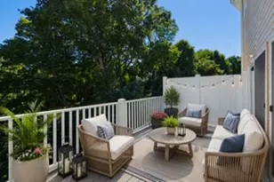 3800 Post Rd, Warwick, RI 02886 - Photo 8