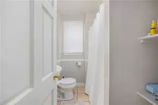 56 Barton St, Providence, RI 02909 - Photo 10