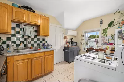 56 Barton Street, Providence, RI 02909 - Photo 24