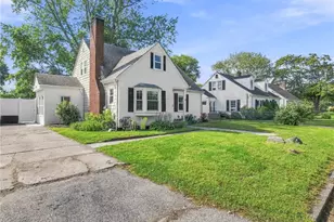 17 Boulevard Ave, Lincoln, RI 02865 - Photo 40