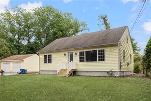 174 Ayrault Rd, East Greenwich, RI 02818 - Photo 1