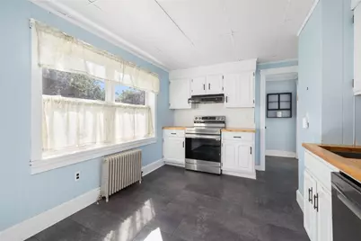 9 Cummings Road, Newport, RI 02840 - Photo 8