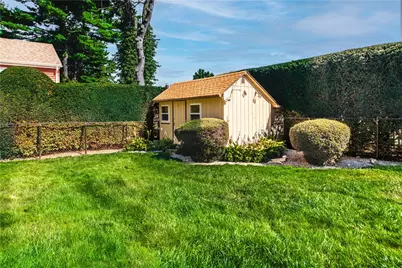 3 Moreland Street, Johnston, RI 02919 - Photo 12