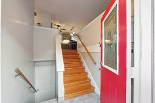 24 Arden Ct, Warwick, RI 02889 - Photo 6