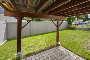 294 Washington St, West Warwick, RI 02893 - Photo 34
