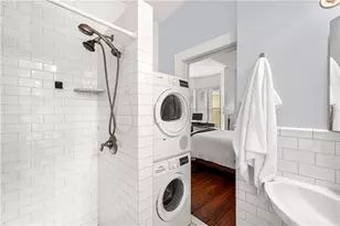 22 Halsey St, Providence, RI 02906 - Photo 14