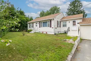 171 Tiogue Ave, Coventry, RI 02816 - Photo 2