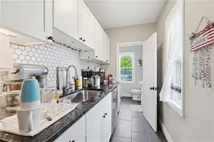 61 Emanuel St, North Providence, RI 02911 - Photo 16