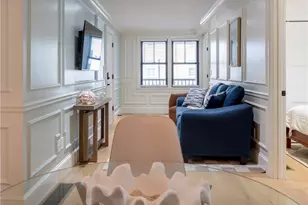 7 Dearborn St, Newport, RI 02840 - Photo 10