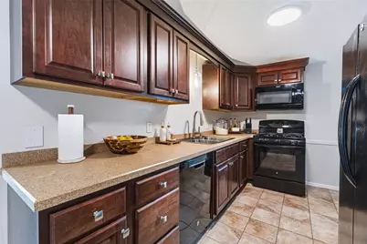 27 Kalmer Road, Warwick, RI 02886 - Photo 12