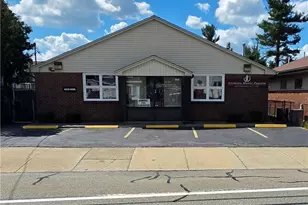 353 Armistice Blvd, Pawtucket, RI 02861 - Photo 1