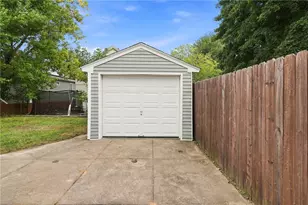 31 Rowan St, Providence, RI 02908 - Photo 46