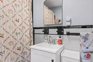 7 Beach St, Newport, RI 02840 - Photo 28