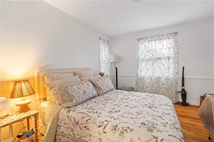 7 Beach St, Newport, RI 02840 - Photo 16