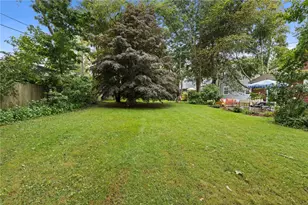 7 Beach St, Newport, RI 02840 - Photo 42